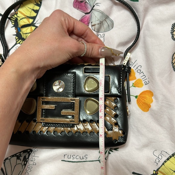 Fendi limited edition baguette - Picture 14 of 15